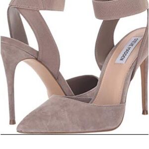 Steve Madden Dion Suede Heels